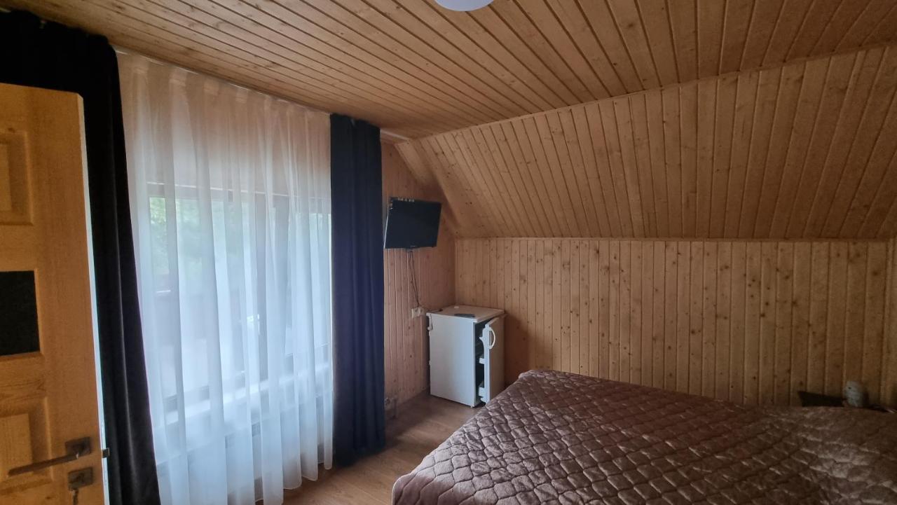 Villa Paraiso Karpaty Tesnitska Buitenkant foto
